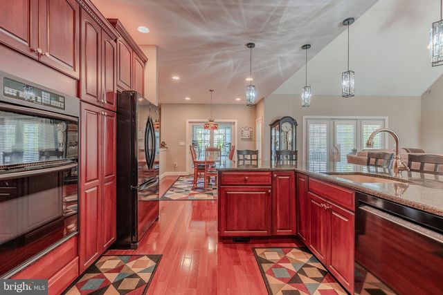 620 SHUNPIKE RD, Cape May, NJ 08204