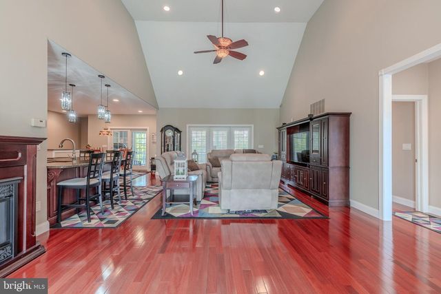 620 SHUNPIKE RD, Cape May, NJ 08204