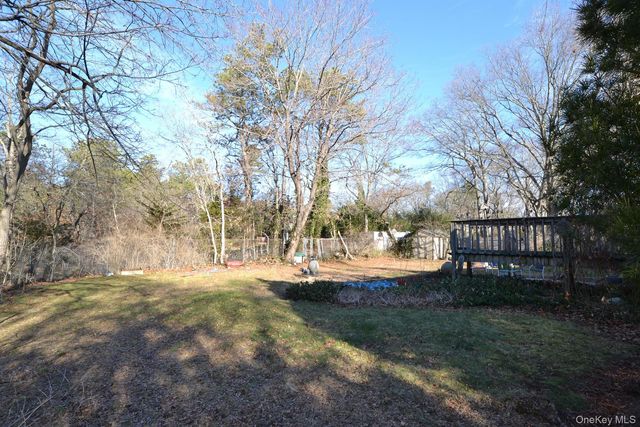 27 Wrana Street, Medford, NY 11763