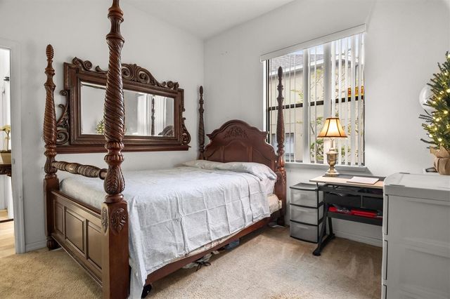 428 COVENTRY ROAD, Davenport, FL 33897