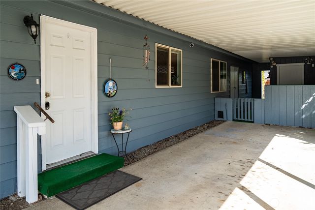 6 Donder Road, Shelton, WA 98584