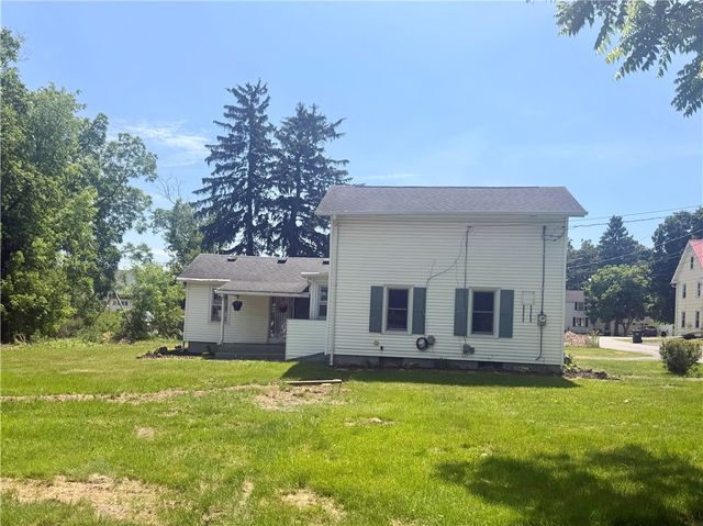 17 College Ave, Greece, NY 14515