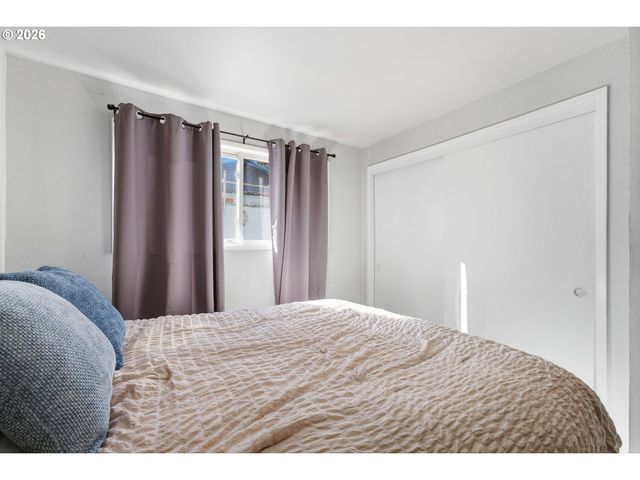 340 DEPOT St, Fairview, OR 97024