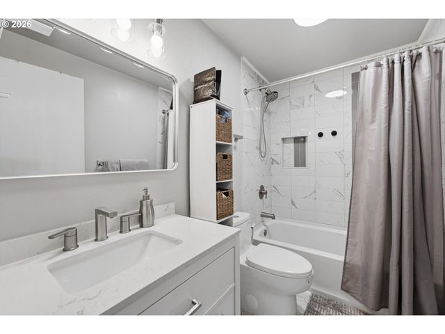 340 DEPOT St, Fairview, OR 97024