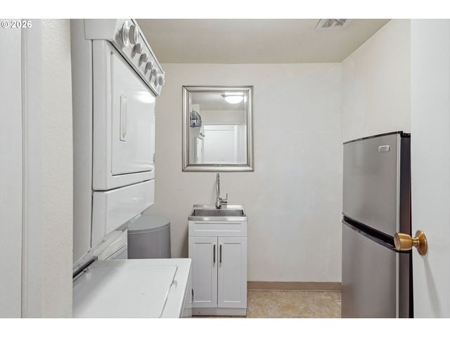 340 DEPOT St, Fairview, OR 97024