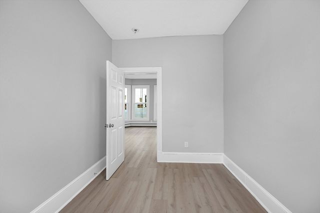 8 Dustin St, Haverhill, MA 01830