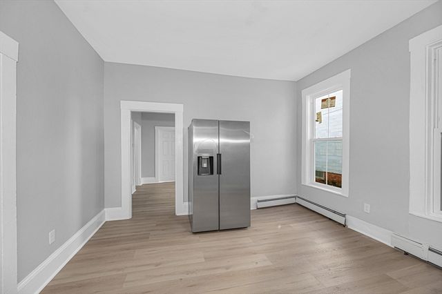 8 Dustin St, Haverhill, MA 01830