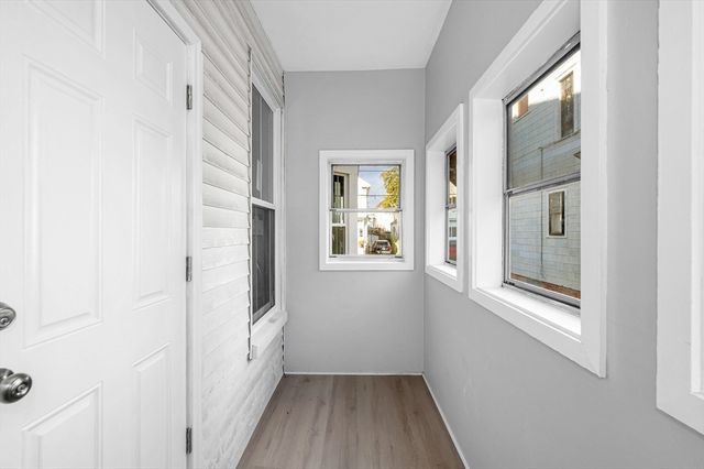 8 Dustin St, Haverhill, MA 01830