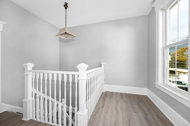 8 Dustin St, Haverhill, MA 01830