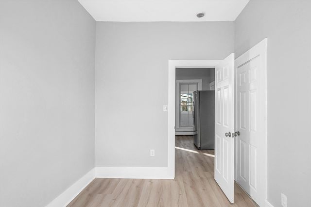 8 Dustin St, Haverhill, MA 01830