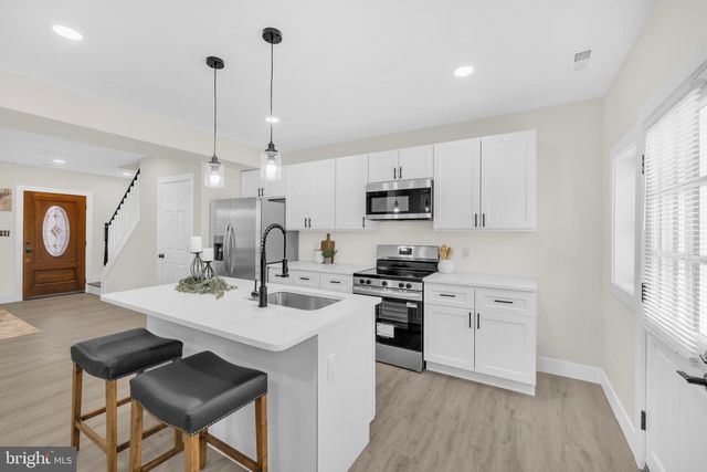 3827 COTTAGE AVE, Baltimore, MD 21215