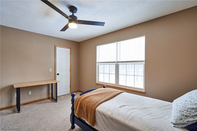 123 Woodbine Oval, Madison, OH 44057