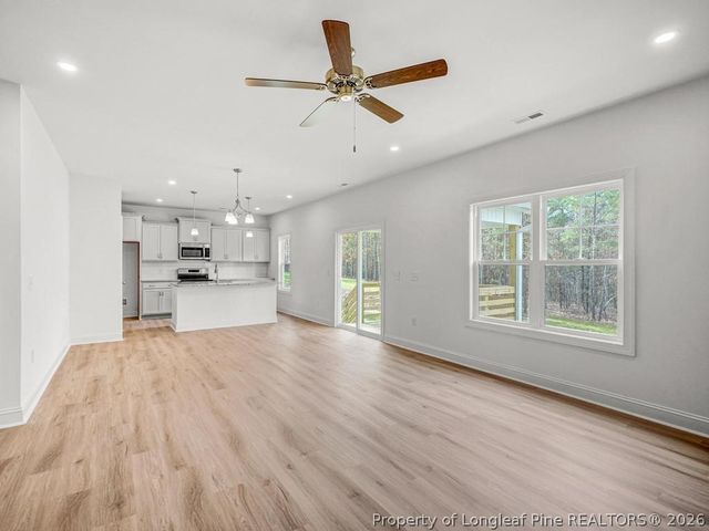 189 Travelers Way, Lillington, NC 27546