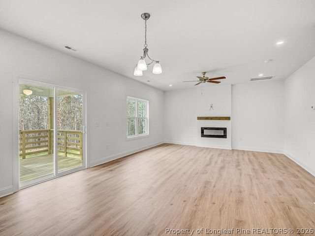 189 Travelers Way, Lillington, NC 27546