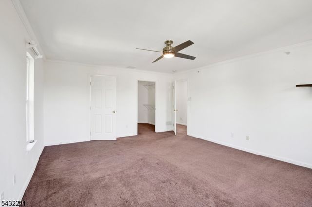 24 Swing Bridge Ln, South Bound Brook Boro, NJ 08880