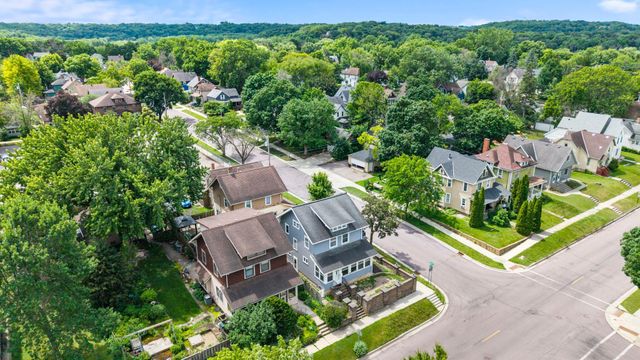 229 W Pleasant Street, Mankato, MN 56001