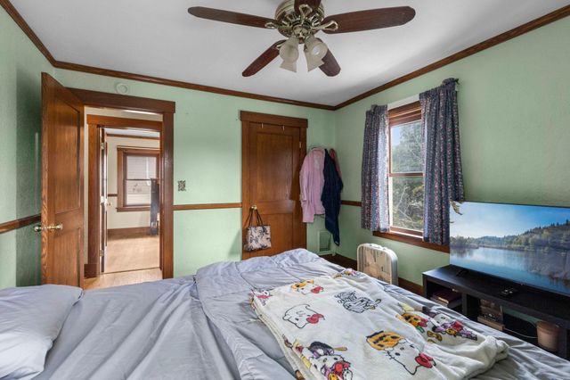 229 W Pleasant Street, Mankato, MN 56001