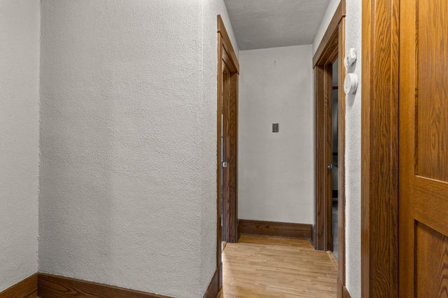 229 W Pleasant Street, Mankato, MN 56001