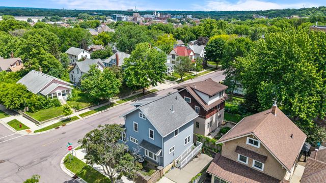 229 W Pleasant Street, Mankato, MN 56001