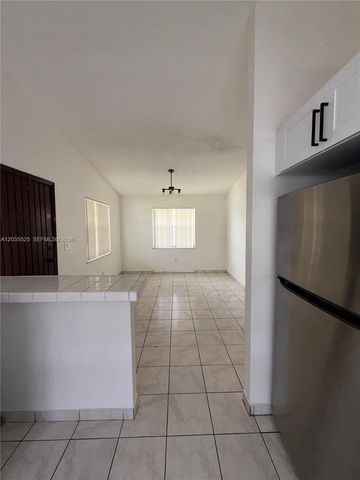 10968 SW 5th St 10968, Sweetwater, FL 33174