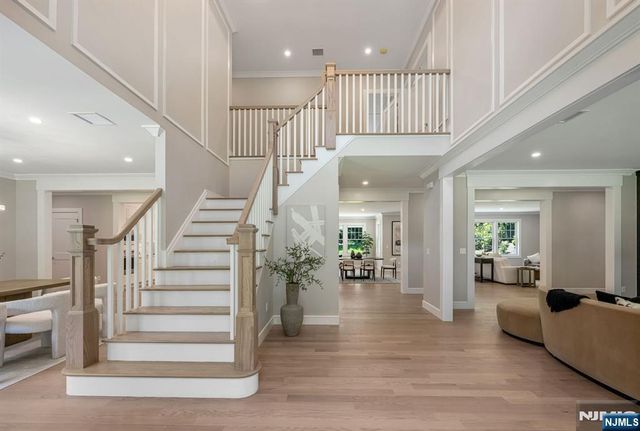 520 Clinton Avenue, Wyckoff, NJ 07481