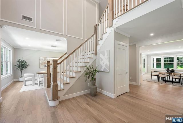 520 Clinton Avenue, Wyckoff, NJ 07481