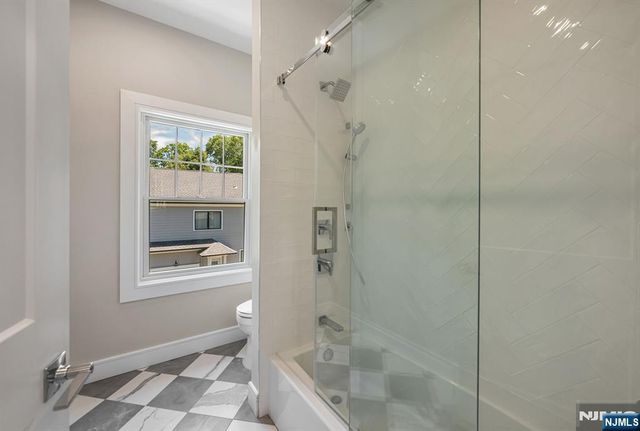 520 Clinton Avenue, Wyckoff, NJ 07481