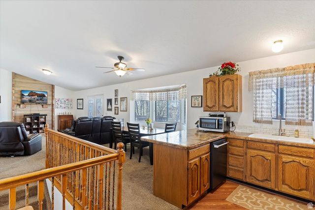 5321 S 3100 W, Roy, UT 84067