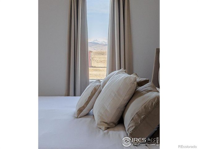 7401 Deerfield Road, Longmont, CO 80503