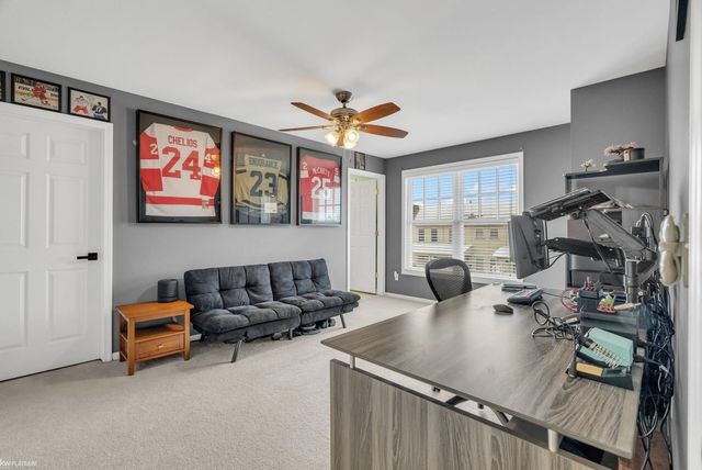 198 Amys Walk Street, Auburn Hills, MI 48326