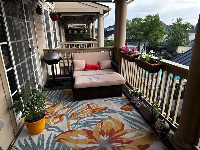 198 Amys Walk Street, Auburn Hills, MI 48326