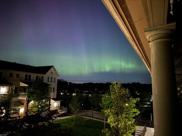 198 Amys Walk Street, Auburn Hills, MI 48326