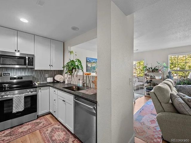 7925 S Kittredge St, Englewood, CO 80112