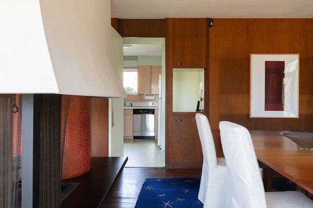 24 Barberry Rd, Lexington, MA 02421