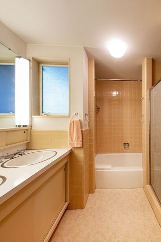 24 Barberry Rd, Lexington, MA 02421