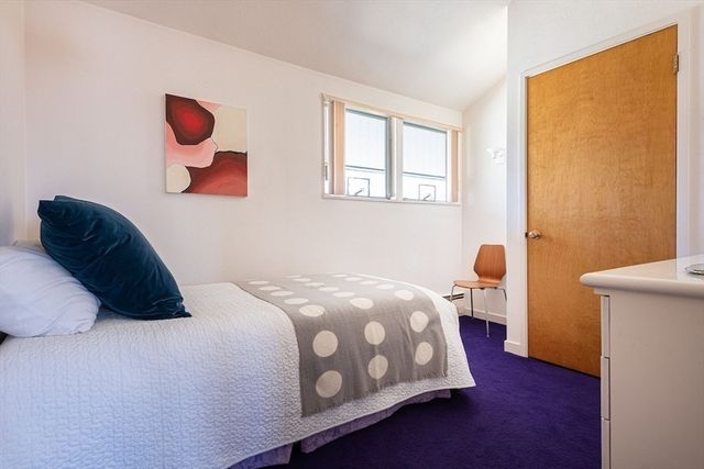 24 Barberry Rd, Lexington, MA 02421