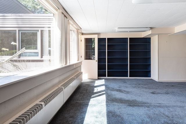 24 Barberry Rd, Lexington, MA 02421