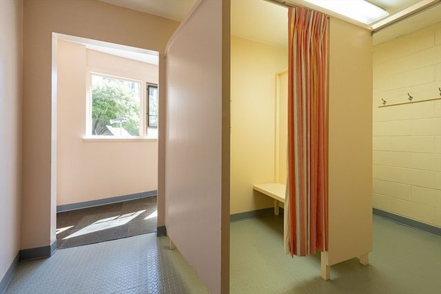 24 Barberry Rd, Lexington, MA 02421