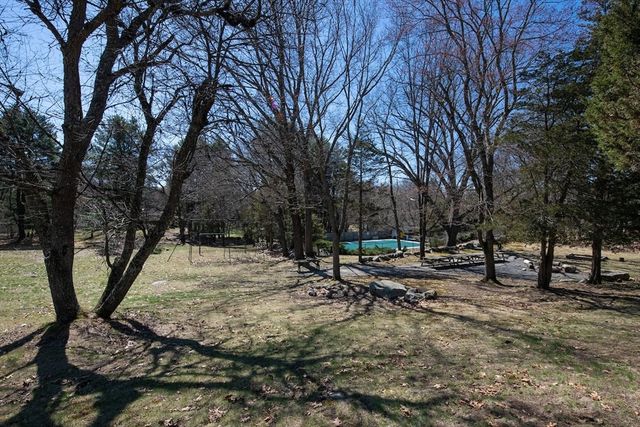 24 Barberry Rd, Lexington, MA 02421