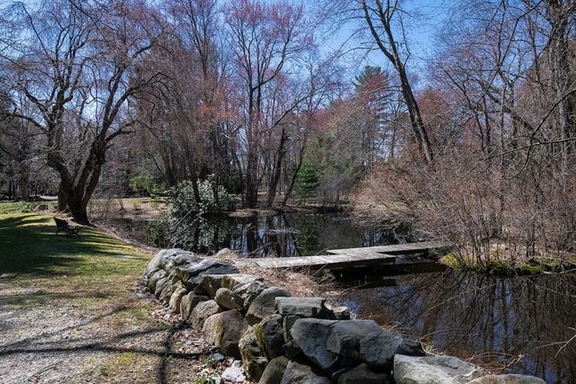 24 Barberry Rd, Lexington, MA 02421