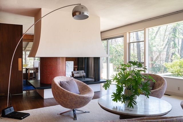 24 Barberry Rd, Lexington, MA 02421