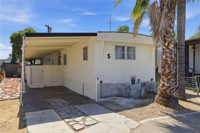 5000 Pierce Road 5, Bakersfield, CA 93308