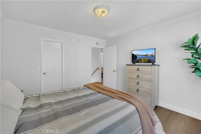 745 Claraday 6, Glendora, CA 91740