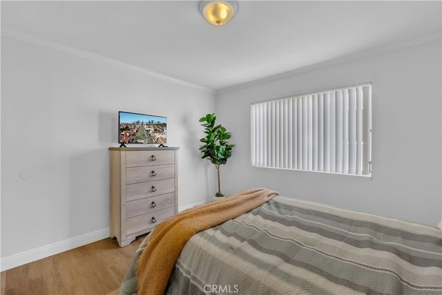 745 Claraday 6, Glendora, CA 91740
