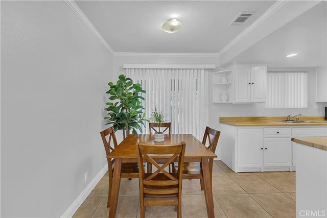745 Claraday 6, Glendora, CA 91740
