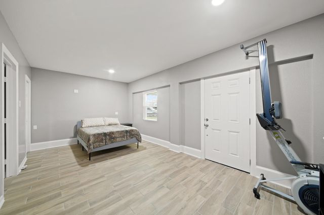 3212 Acorn Circle, Dickinson, TX 77539