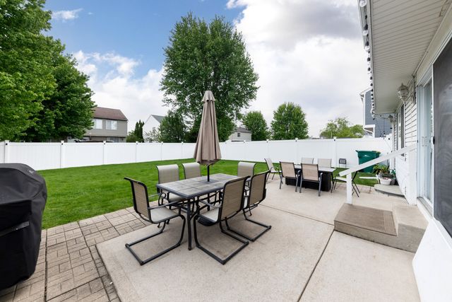 2516 Oasis Drive, Plainfield, IL 60586