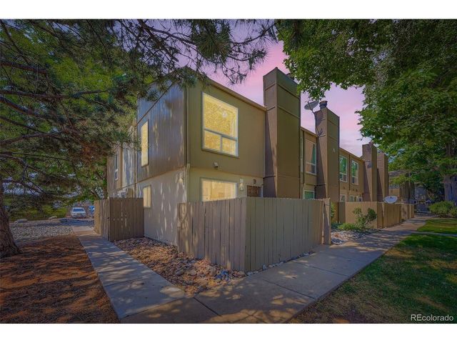 7373 W Florida Ave 15D, Lakewood, CO 80232