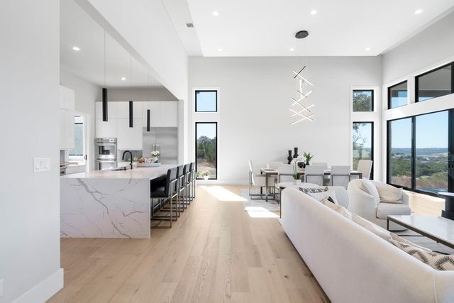 18601 Sugar Maple DR, Lago Vista, TX 78645