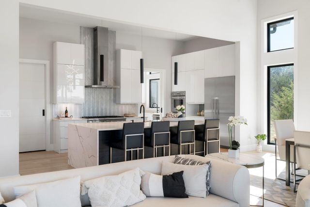 18601 Sugar Maple DR, Lago Vista, TX 78645